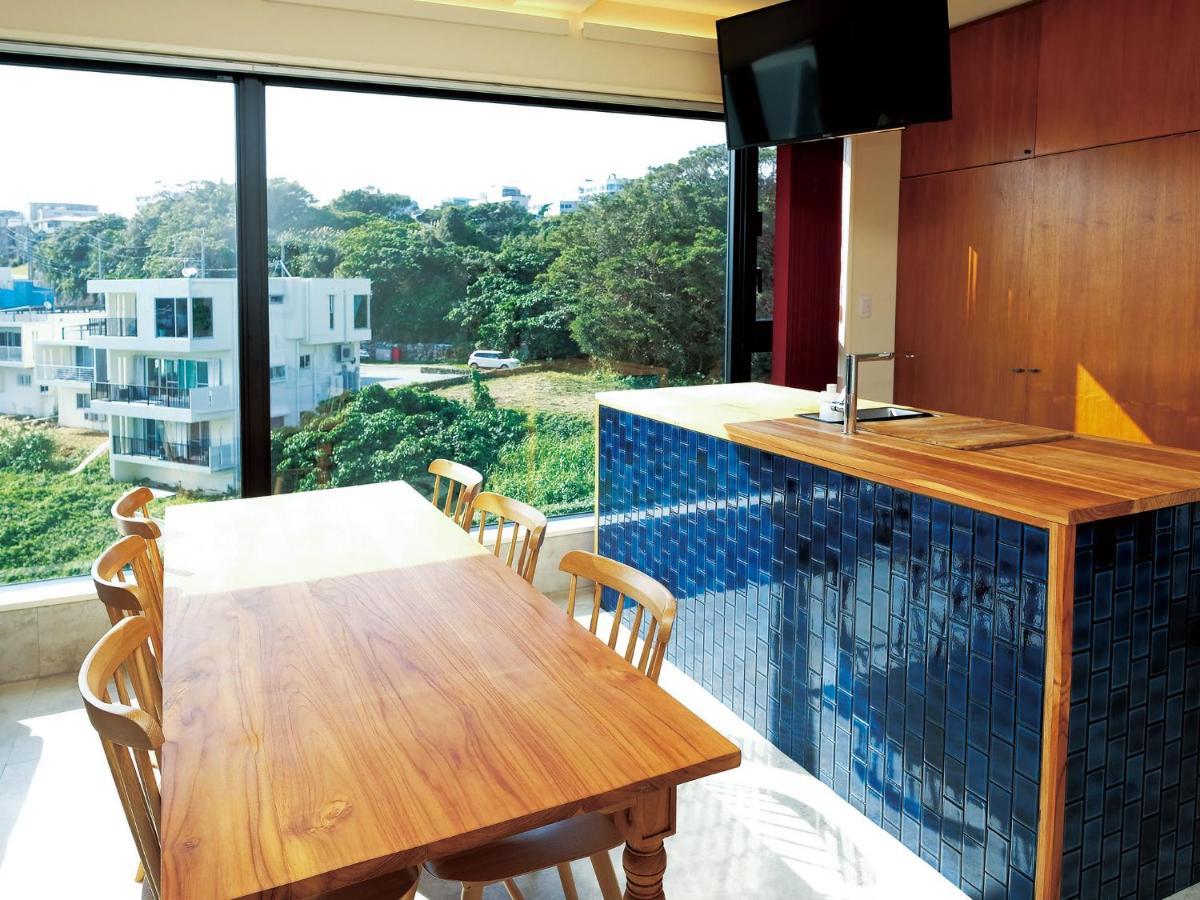 CHULAX OKINAWA YOMITAN【Designer Condominium Hotel】 Yomitan Exterior foto