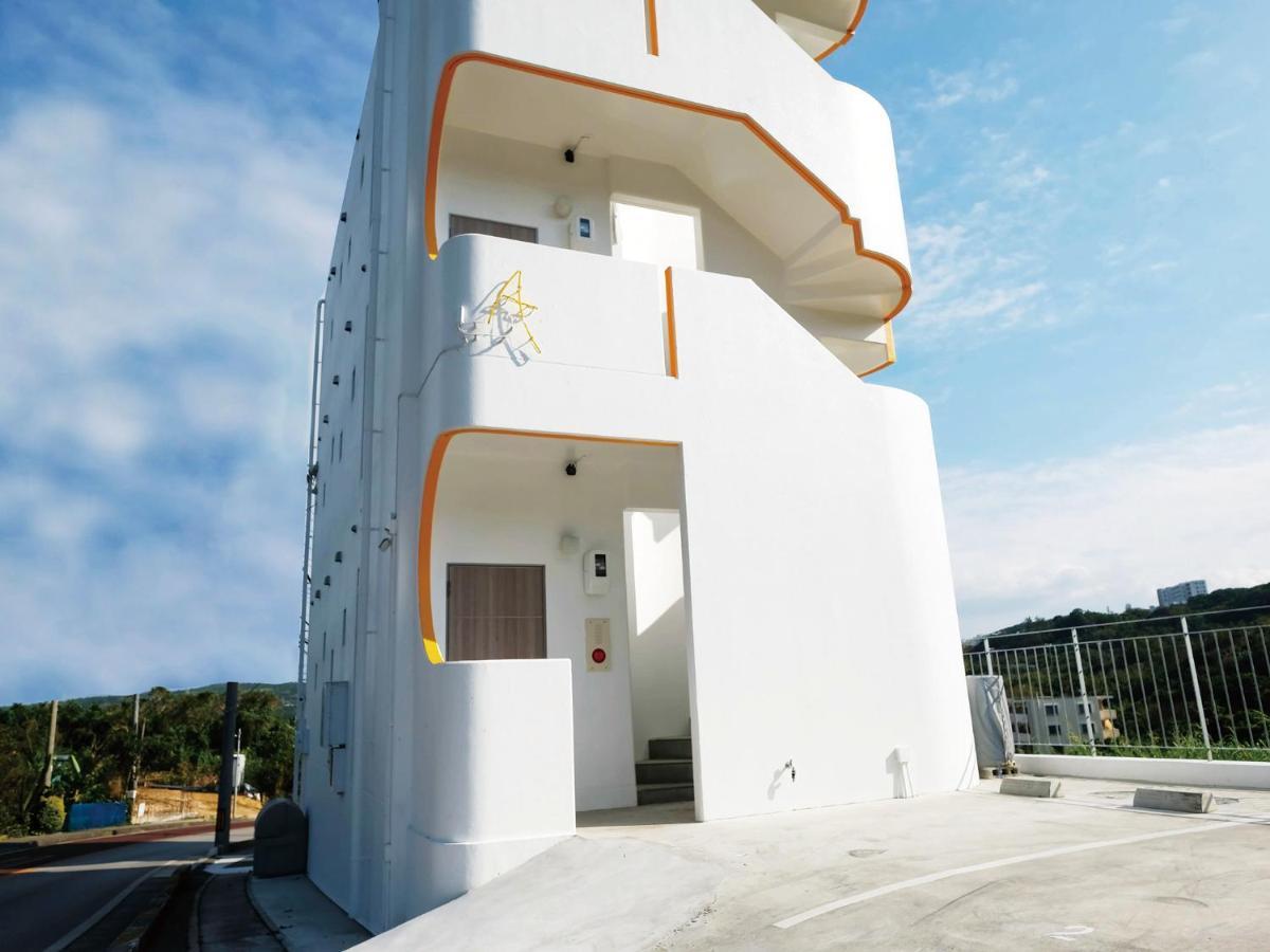 CHULAX OKINAWA YOMITAN【Designer Condominium Hotel】 Yomitan Exterior foto